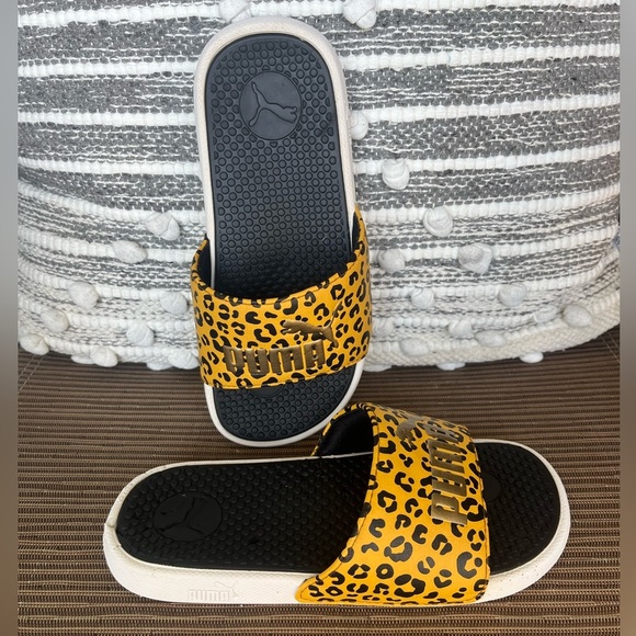 Puma Kids Cool Cat Slides - Gold and Black - Picture 4 of 6